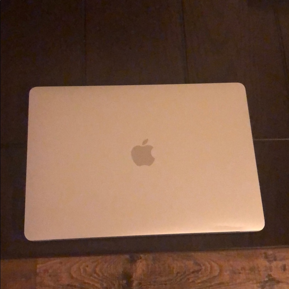 Apple MacBook Pro 13”